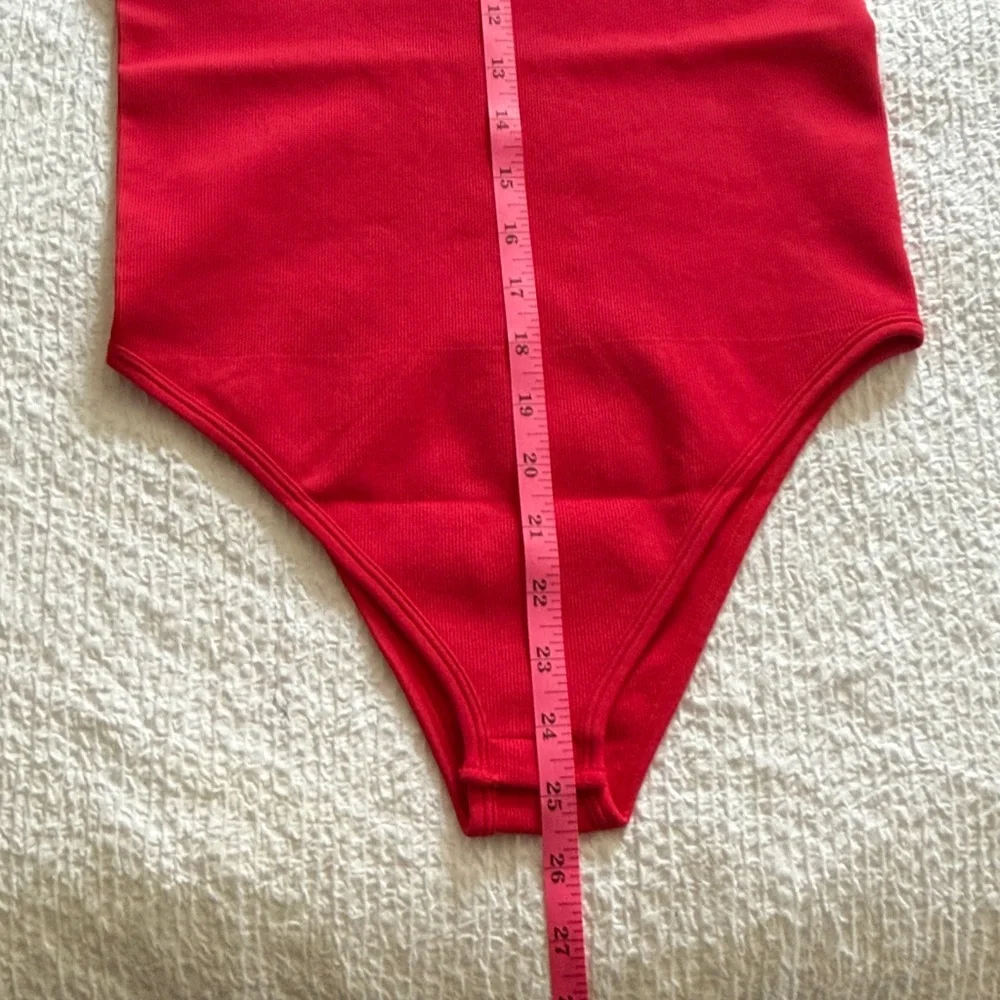 OQQ  Red V-Neck Bodysuit Medium Compression Large - Picture 3 of 5
